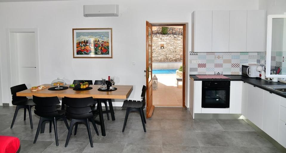 Villa Aries Supetar Dış mekan fotoğraf